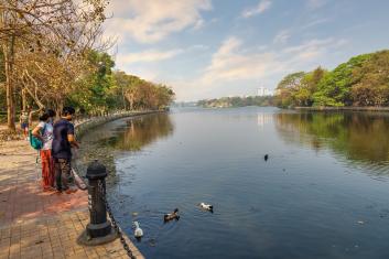 NBS is emerging where innovative business models and inclusive governance practices have leveraged public investment and successfully gained private sector support. Photo by Roop Dey/Shutterstock